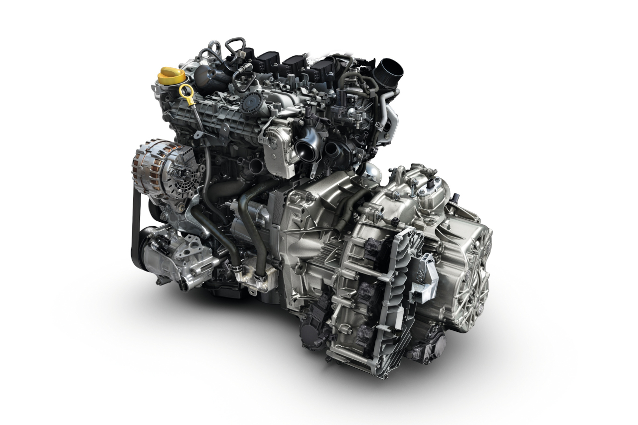 Moteur TCe essence turbo Renault vu sous le capot ouvert